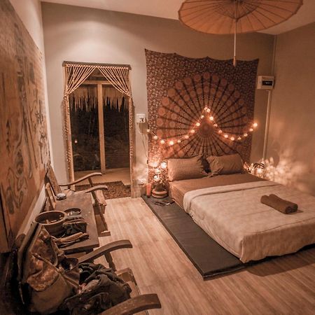 Cozy Huts Hotel Trat Ngoại thất bức ảnh