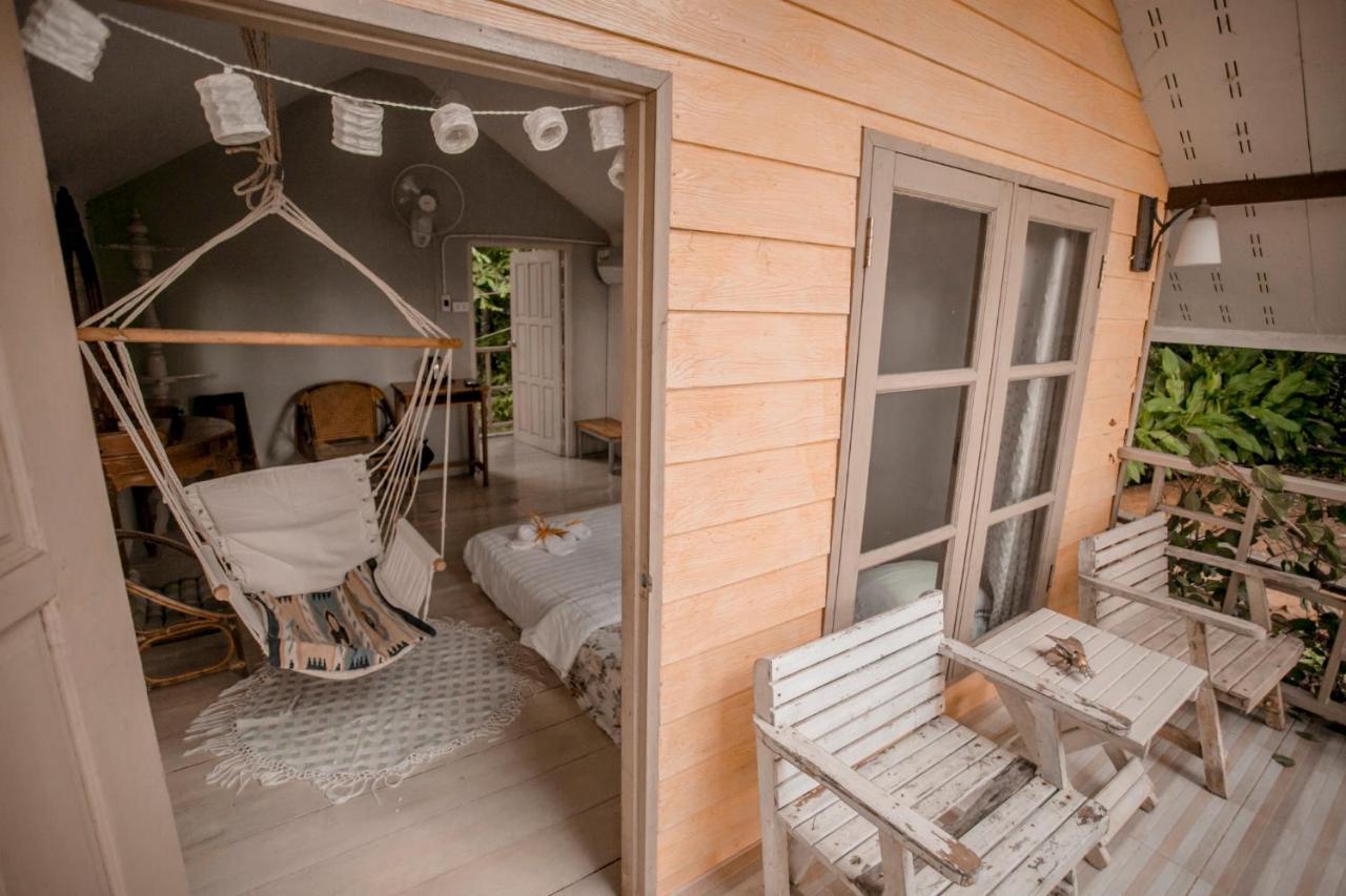 Cozy Huts Hotel Trat Ngoại thất bức ảnh