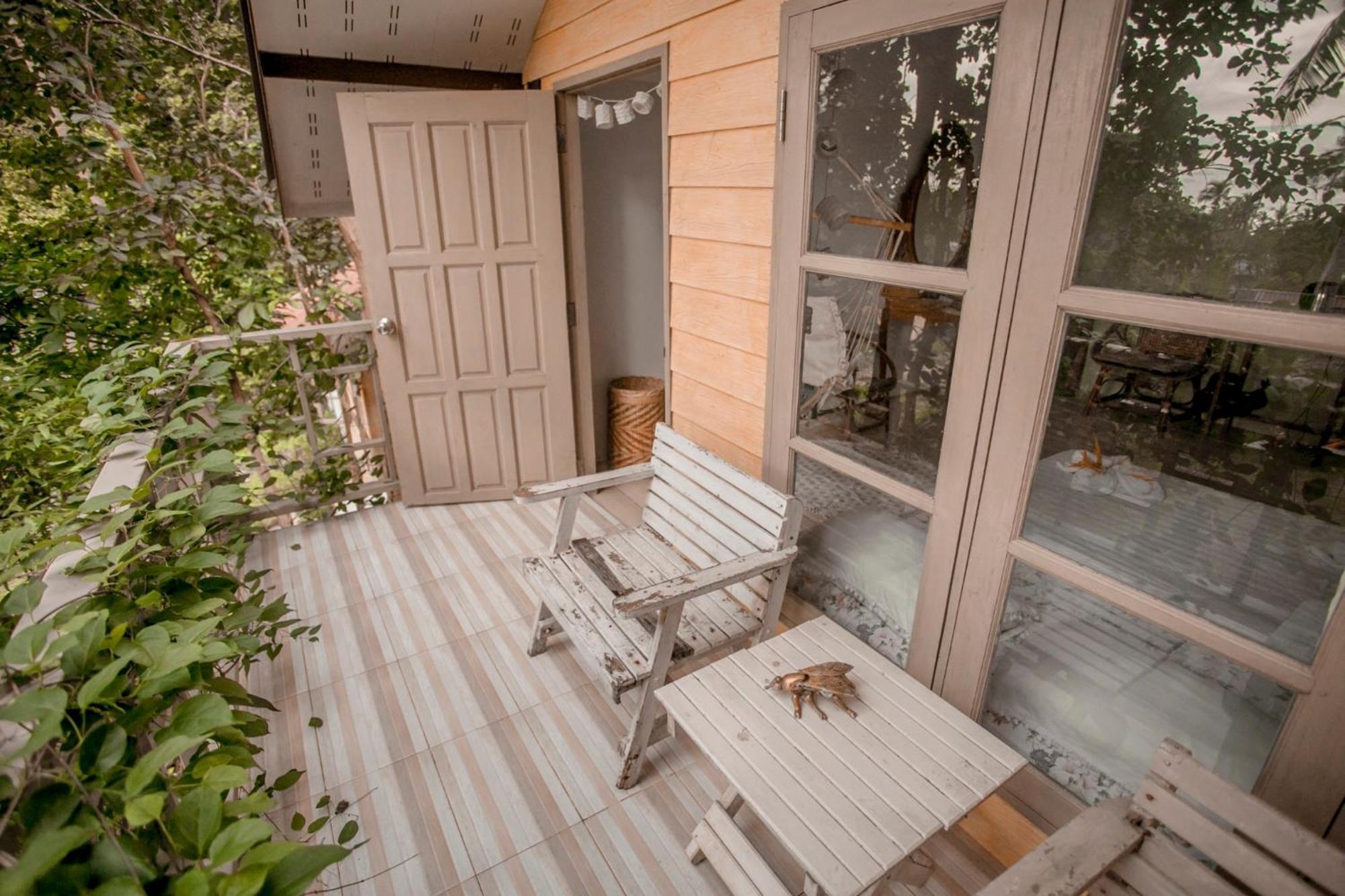 Cozy Huts Hotel Trat Phòng bức ảnh
