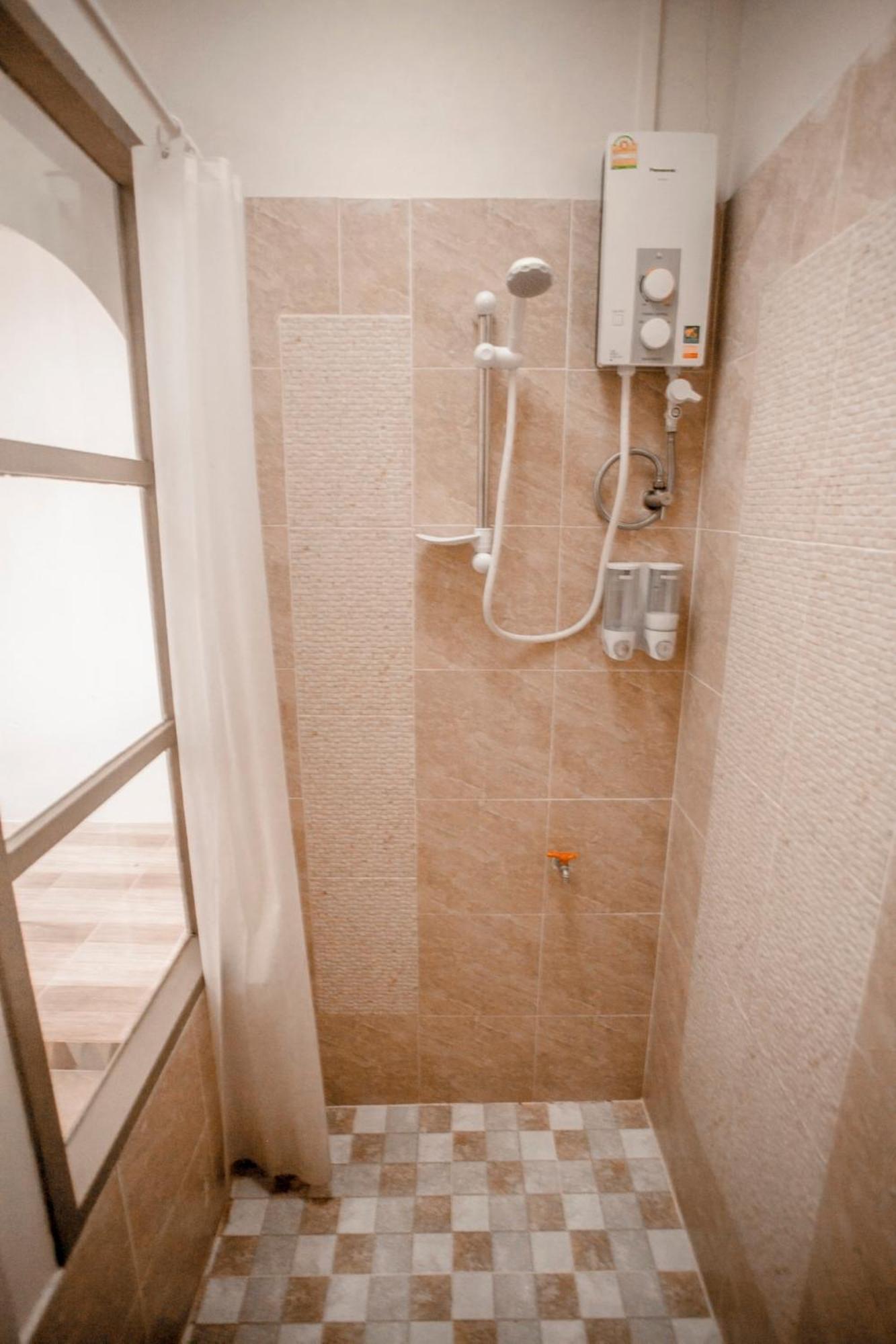 Cozy Huts Hotel Trat Phòng bức ảnh