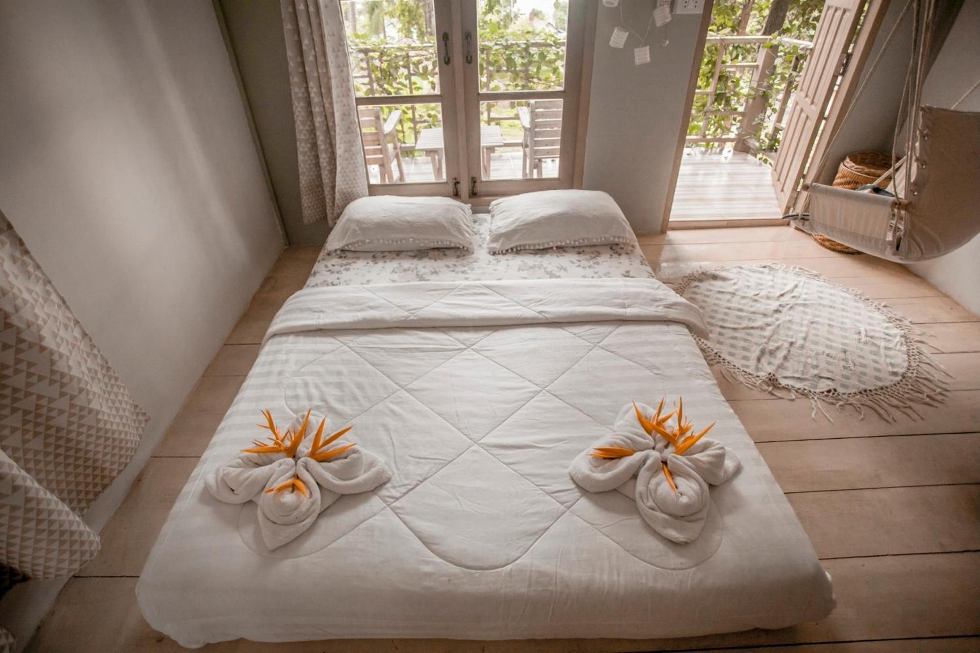 Cozy Huts Hotel Trat Phòng bức ảnh