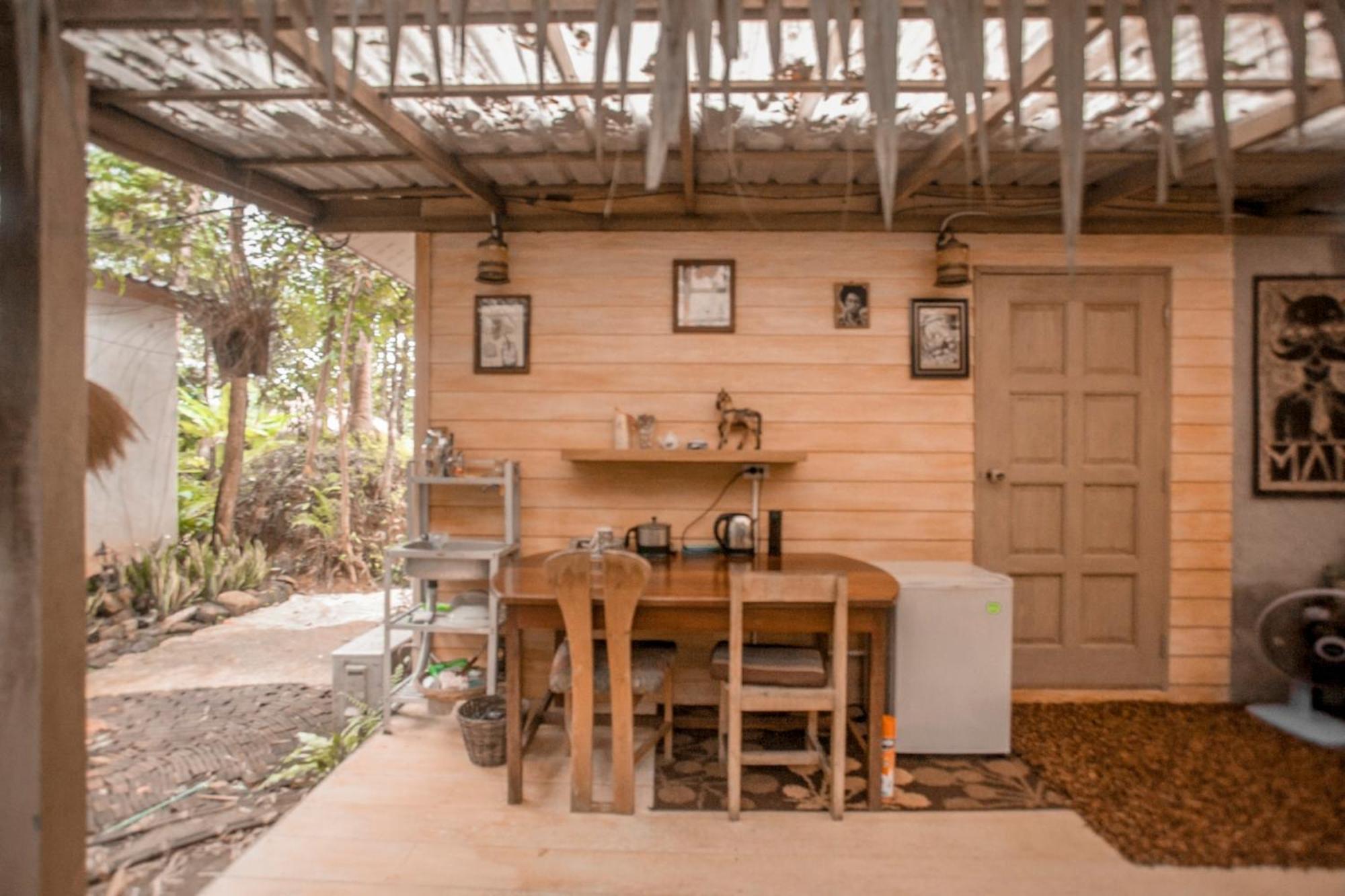 Cozy Huts Hotel Trat Phòng bức ảnh